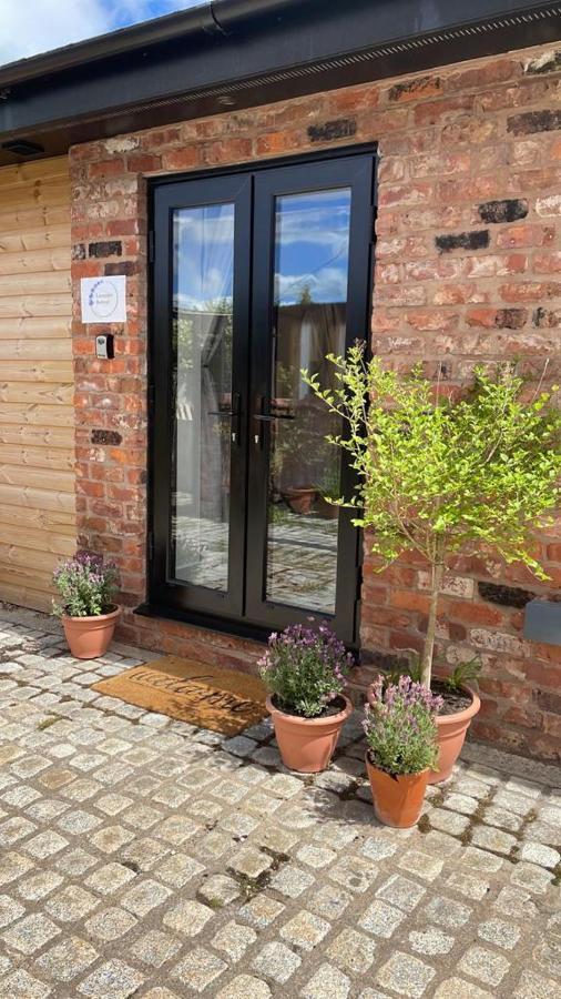 Lavender Retreat Bed & Breakfast Wrexham Exterior photo